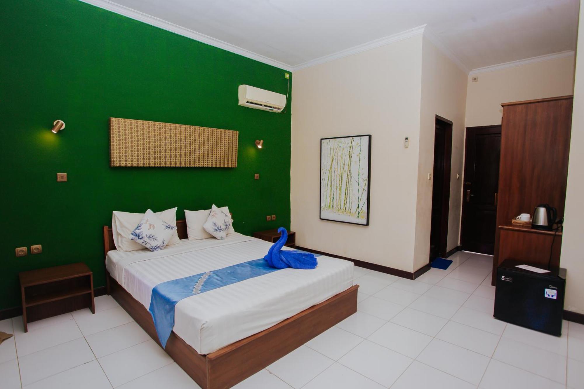 Medana Bay Marina Hotel Paloh Eksteriør billede