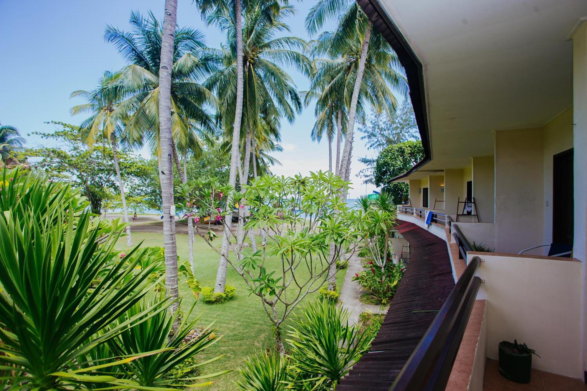 Medana Bay Marina Hotel Paloh Eksteriør billede